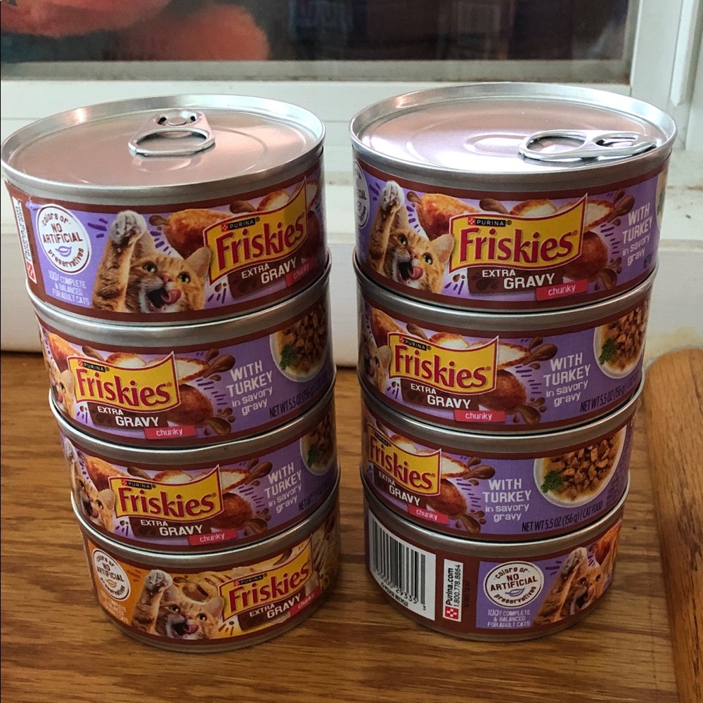 Friskies Extra Gravy Wet Cat Food - With Turkey (8 cans)